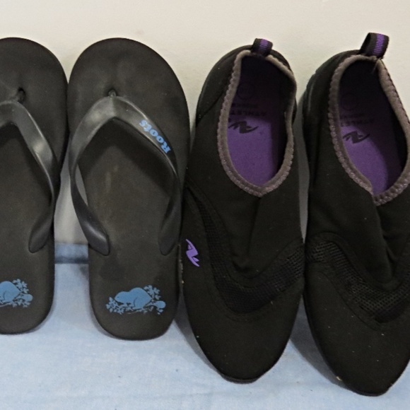 Athletic Works Water Shoes and ROOTS Flip Flops Size 7 - Picture 1 of 4